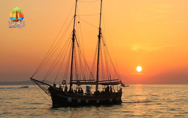 Sunset Dhow Cruise zanzaibar safari tour